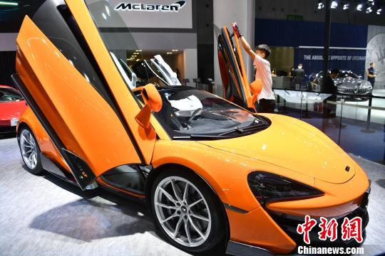 第二十二届成都国际汽车展览会现场。 贺劭清 摄 第二十二届成都国际汽车展览会现场。 贺劭清 摄